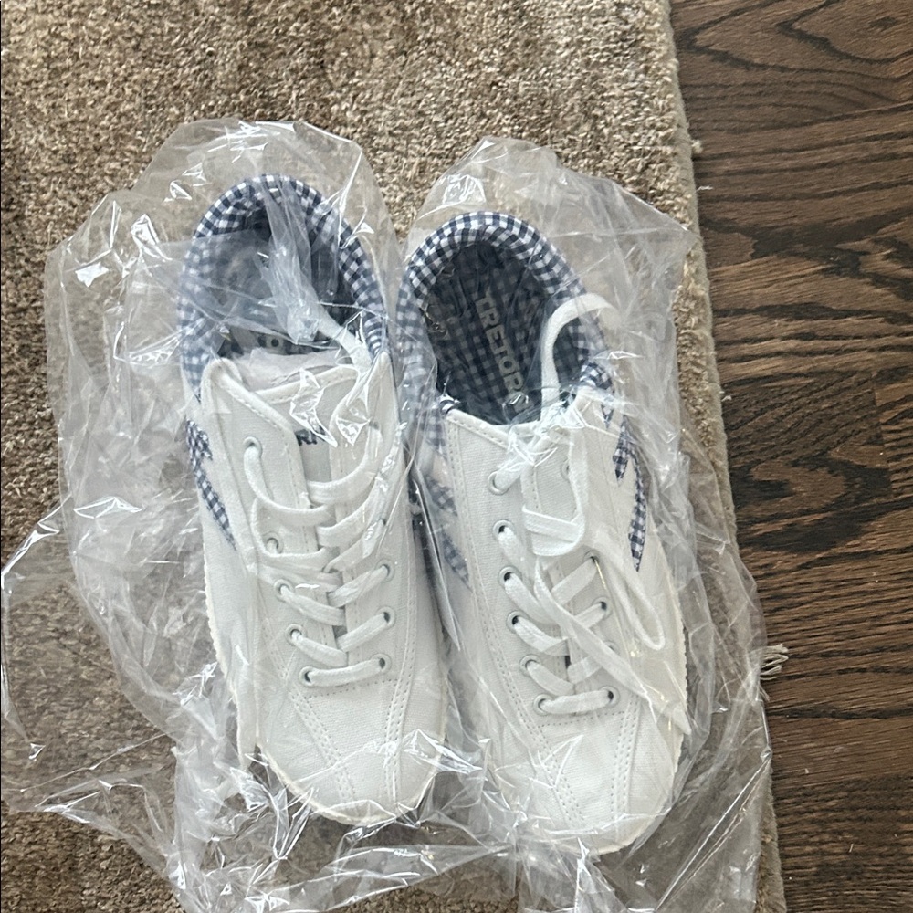 Tretorn Vintage White and Blue  Canvas Shoes